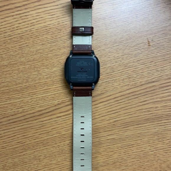 Rip curl watch - Picture 3 of 4